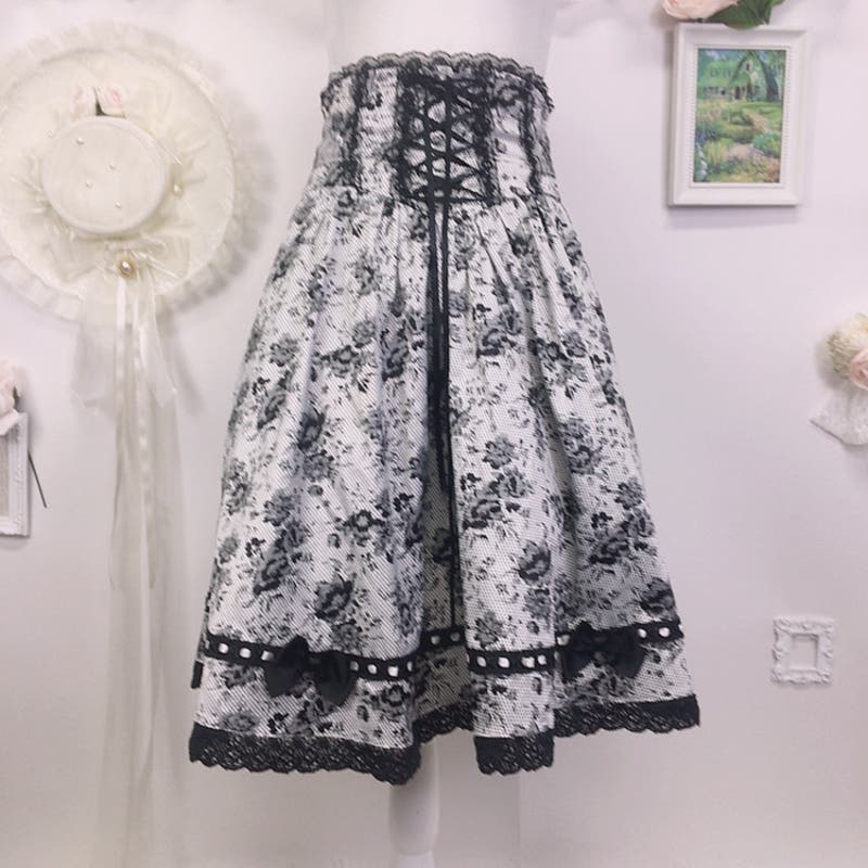 Bodyline gothic black and white floral lolita skirt 1913