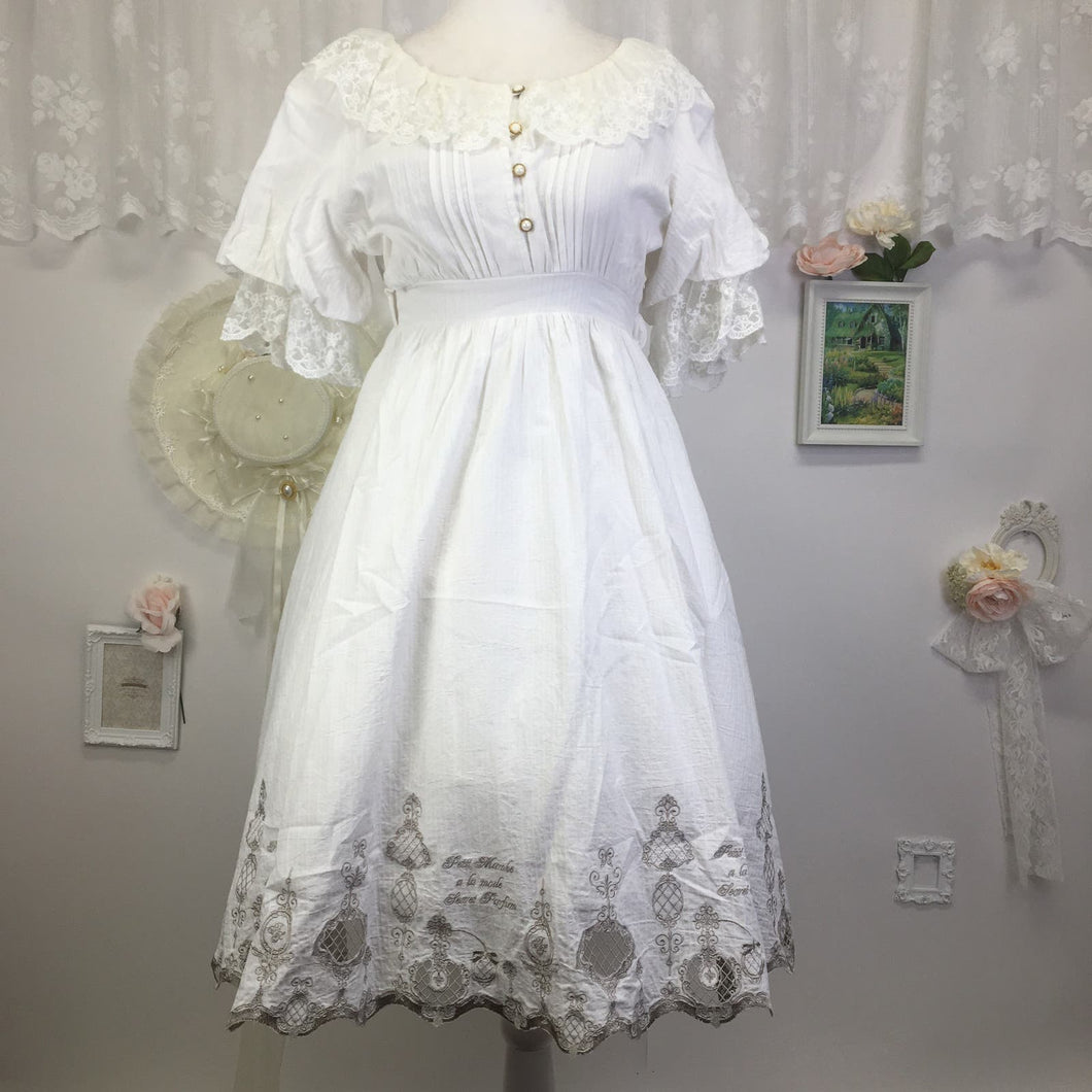 Amavel white dress with embroidered skirt 1790